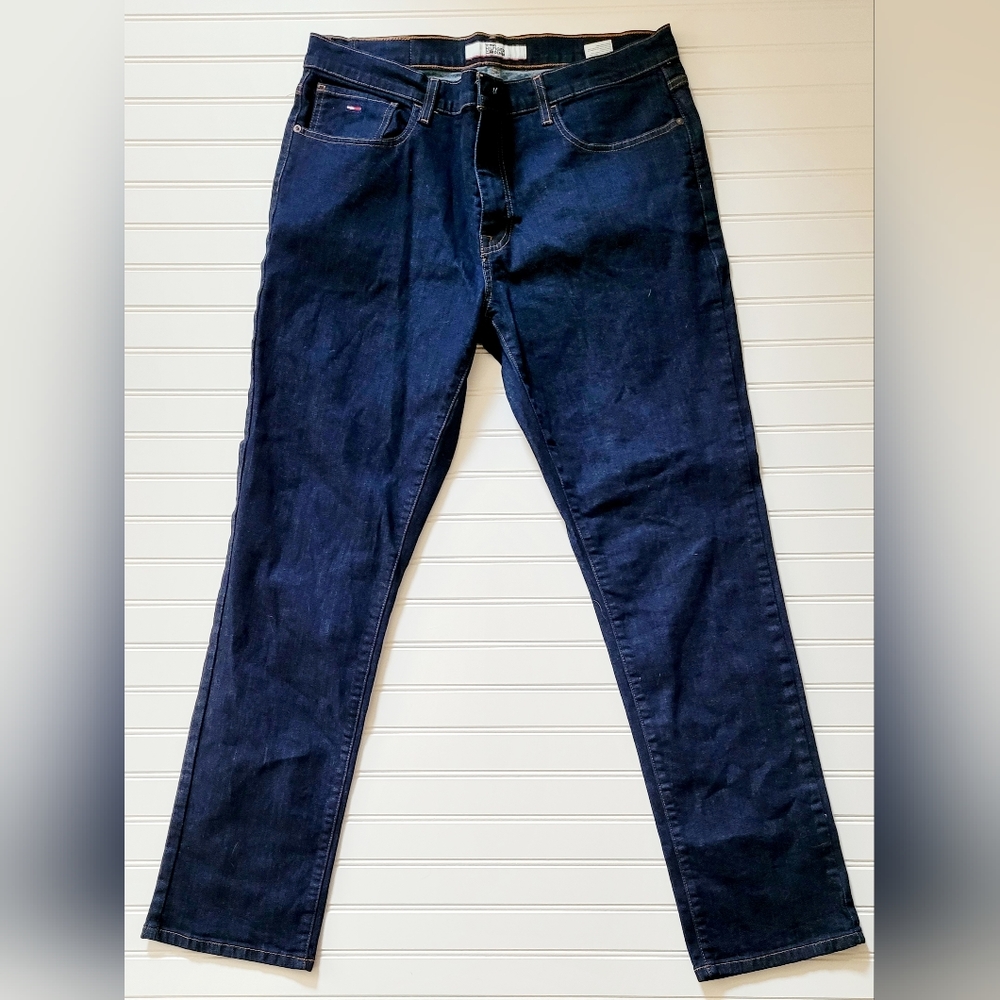 Tommy Hilfiger Mens 36 x 32 Straight Droite Dark Wash Jeans